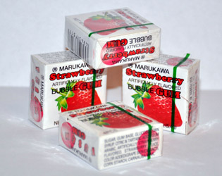 ЖЕВАТЕЛЬНАЯ РЕЗИНКА «MARUKAWA» 4 шара, 5,4 г
со вкусом КЛУБНИКИ