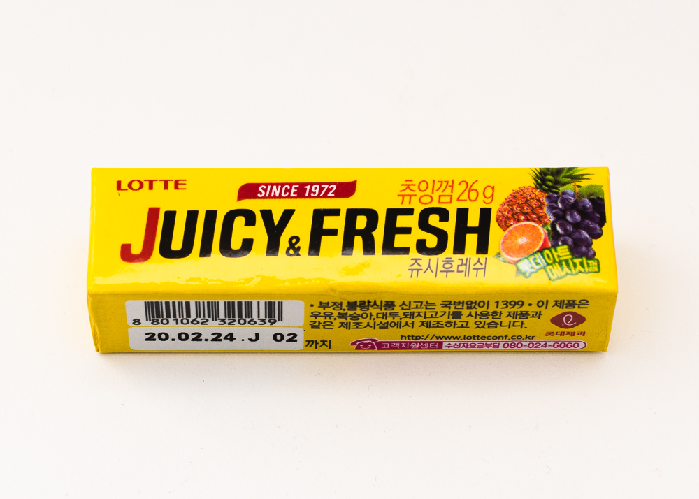 Жевательная резинка «LOTTE»  JUICY & FRESH
упаковка 9 пластин